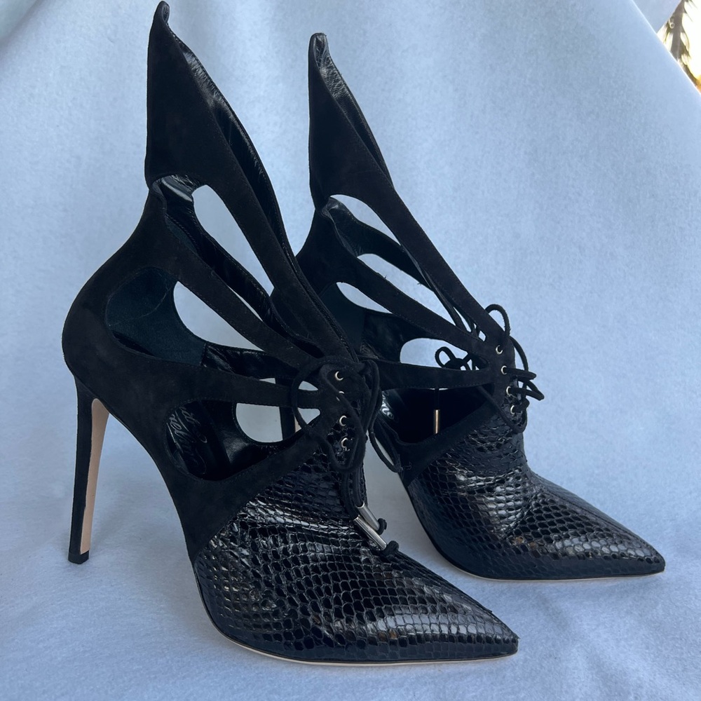 NWB SEBASTIAN MILANO Elegant Black Stiletto Heels 8.5 US